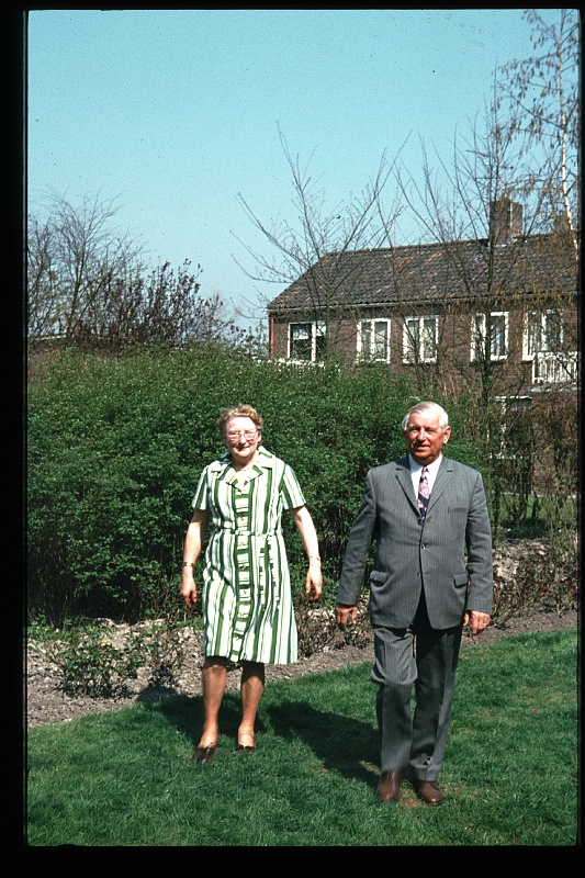 09.Bolsward jun 1974 Jarig,Thea.JPG
